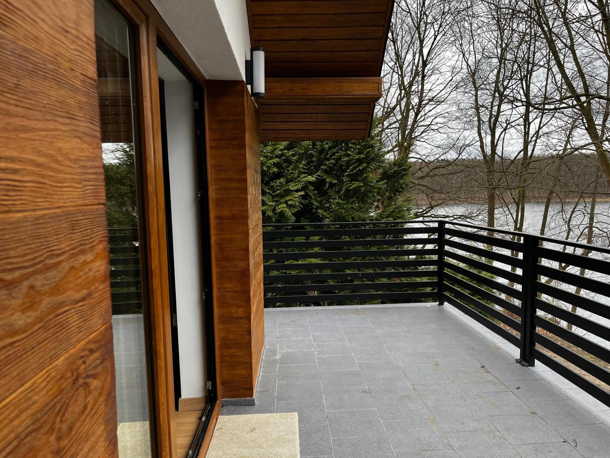 Holiday home Jaromierz Dom Nad Jeziorem *
